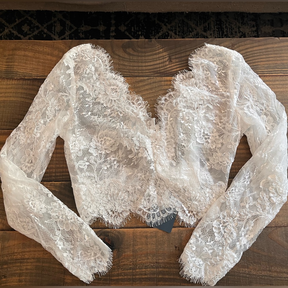 Delicate White Lace Women's Blouse/wedding dress topper